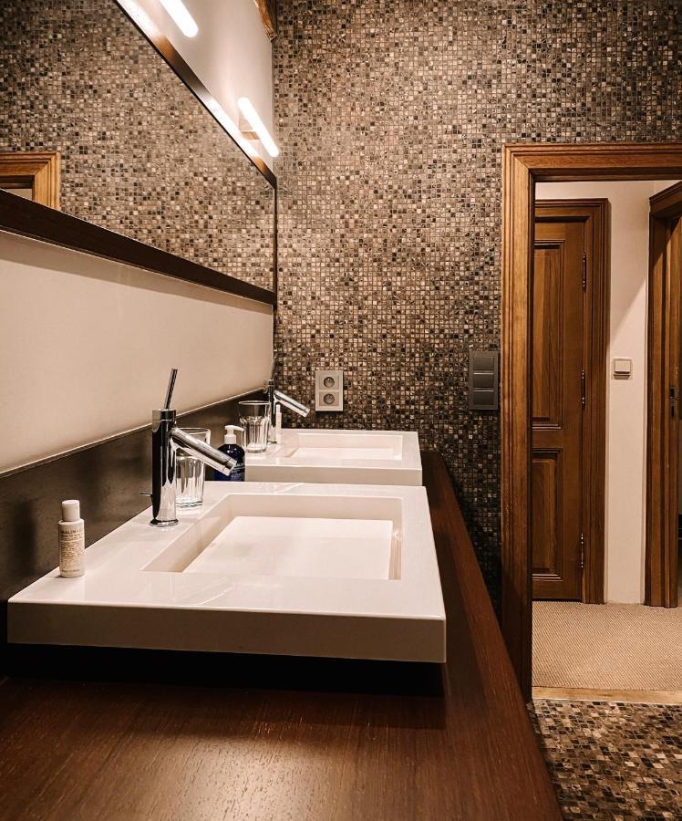 Loupoigne Indrani Lodge מראה חיצוני תמונה