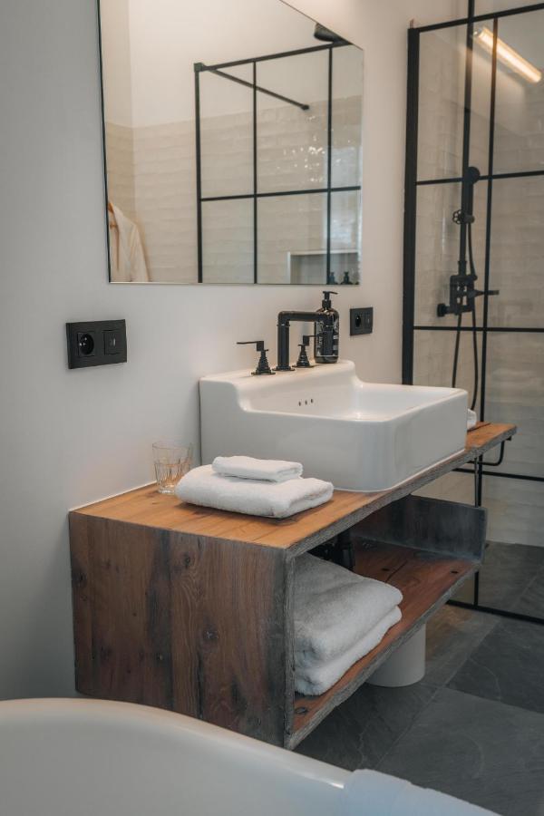 Loupoigne Indrani Lodge מראה חיצוני תמונה